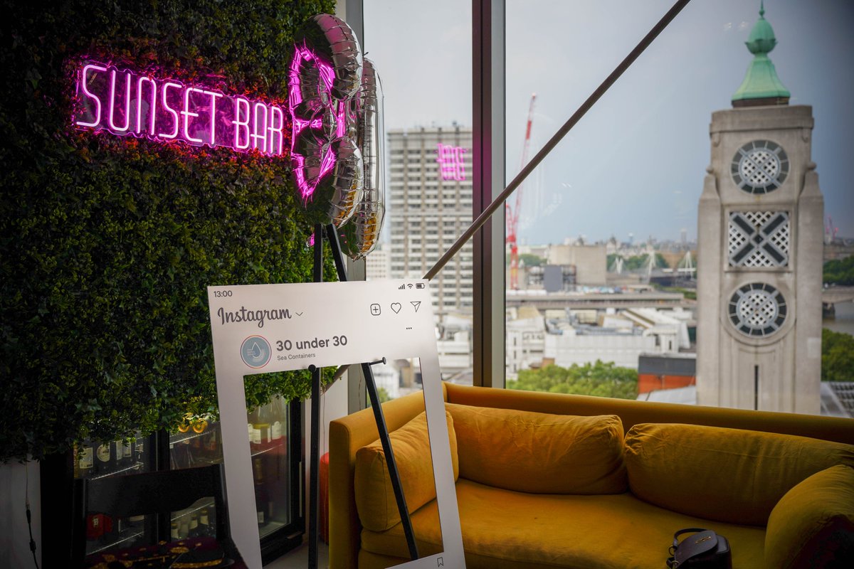 RippleEffectLDN's tweet photo. We had a fantastic time hosting our first industry event championing people who were selected among @prweekuknews #30under30 🤩 like our founder Sam!

A huge shout out to @OgilvyUK for hosting us in the best office bar we have seen 🥂

#CommunicationswithConscience #PRagency https://t.co/GvCIBhqZxx