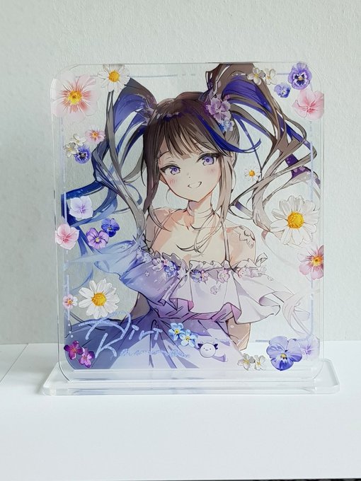 8월 일러스타페스(8월24,25일)에 가져갈 칸나 아크릴 디오라마 만들었어요! #Knart
관심 있으신 분은 현장 수령폼에서 책이랑 같이 잘 부탁드려요 >.<
https://t.co/kGXCmuyZtZ 