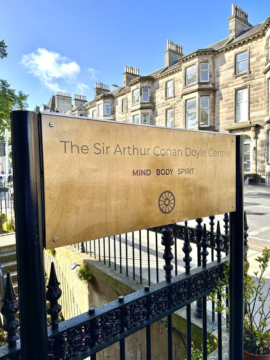A great weekend in Edinburgh for the Sir Arthur Conan Doyle Center’s ‘Psi Saturday’. Grateful to have been able to talk about my PhD research amongst some of my <a href="/UONPsyched/">PSYCHOLOGY at University of Northampton</a> colleagues!