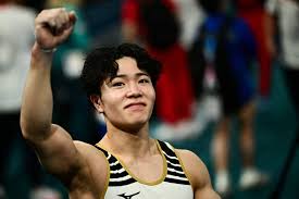 sportswithus's tweet image. Artistic Gymnastics Men's Parallel Bars Final:

1. Zou Jingyuan (China) - 16.2
2. Illia Kovtun (Ukraine) - 15.5
3. Shinnosuke Oka (Japan) - 15.3

Congratulation to the medal winners.

#Olympics #Paris2024 #ParallelBars #ZouJingyuan #IlliaKovtun  #ShinnosukeOka #ArtisticGymnastics