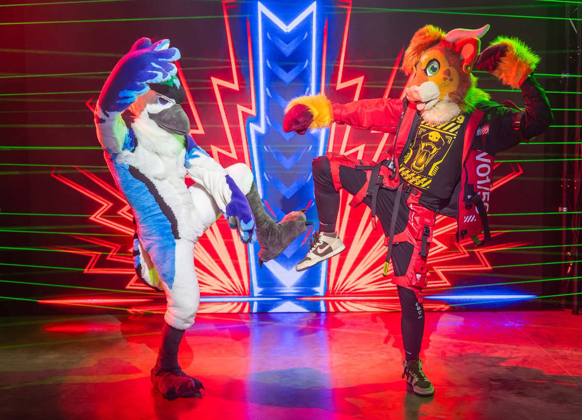 ChickenNugget VS BeefBurger

🐮<a href="/Fumps_The_Folf/">Fumps / Ruadh</a> 
📸<a href="/SkygeJager/">SkygeJager/Cassius</a>