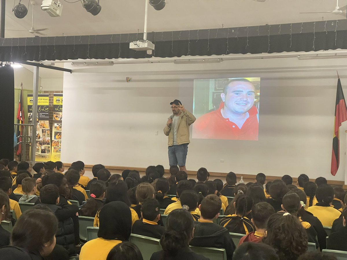 H.Pop Studio tweet media