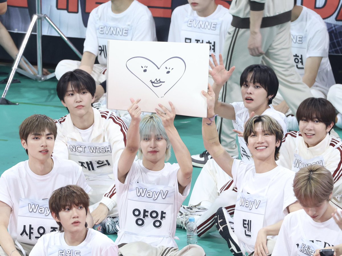 나요텐 tweet media