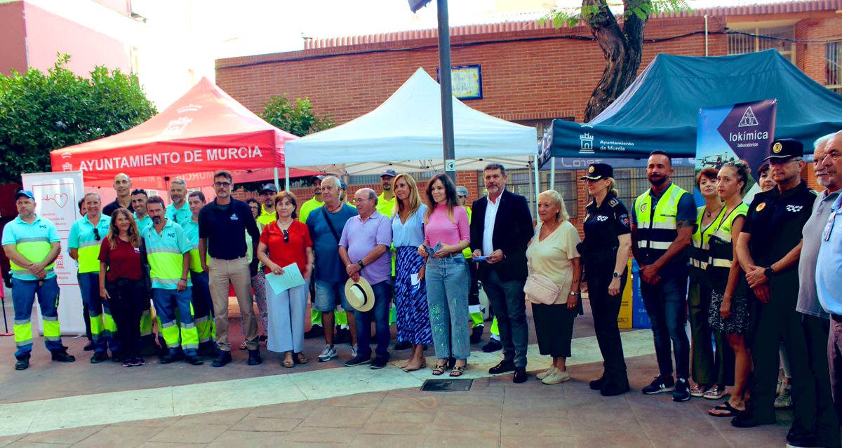 El Ayuntamiento de Murcia inicia un dispositivo especial de limpieza, desinsectación y seguridad en el barrio de La Paz. 

Un programa específicamente diseñado para el barrio y que cuenta con la coordinación de diferentes servicios municipales. 

#Murcia360🩵
