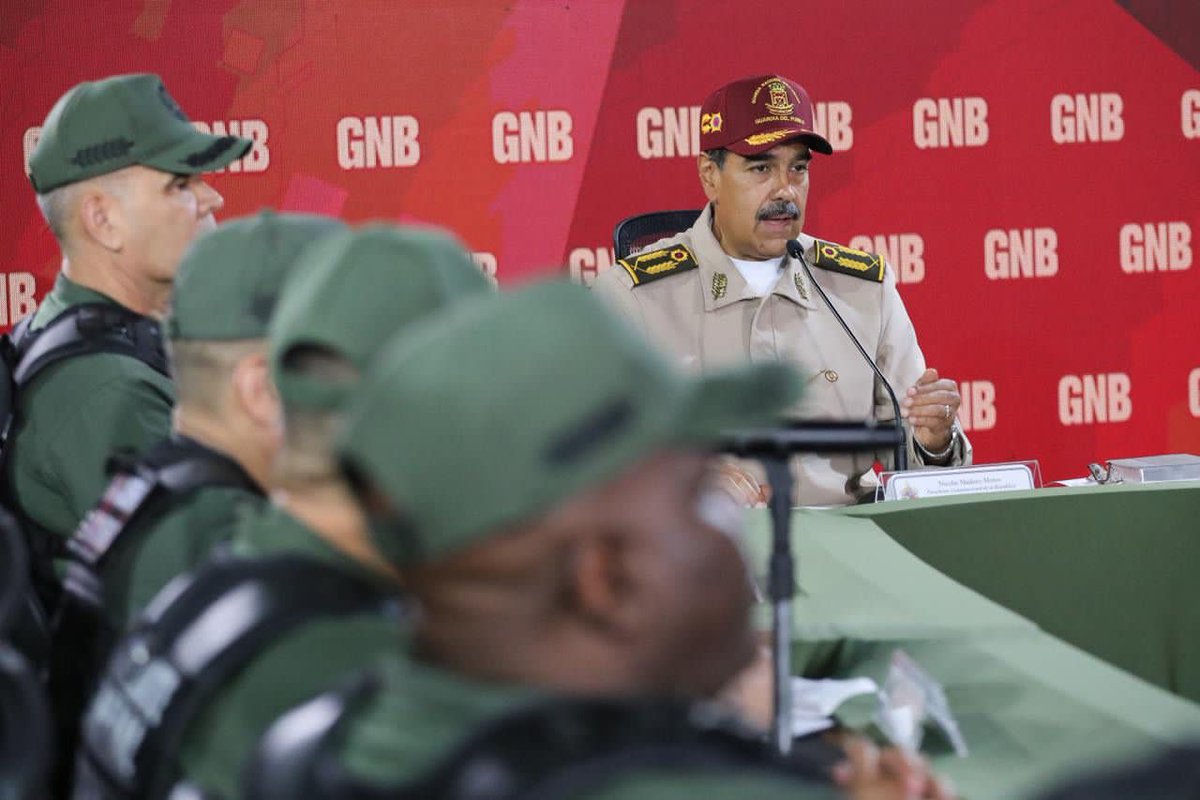 #5Ago| Feliz inicio de semana para todos 🇻🇪 

#PatriaSoberanaYPlena 🇻🇪

Venezuela en la vanguardia.

#SoyComunicadorClapNE 📦