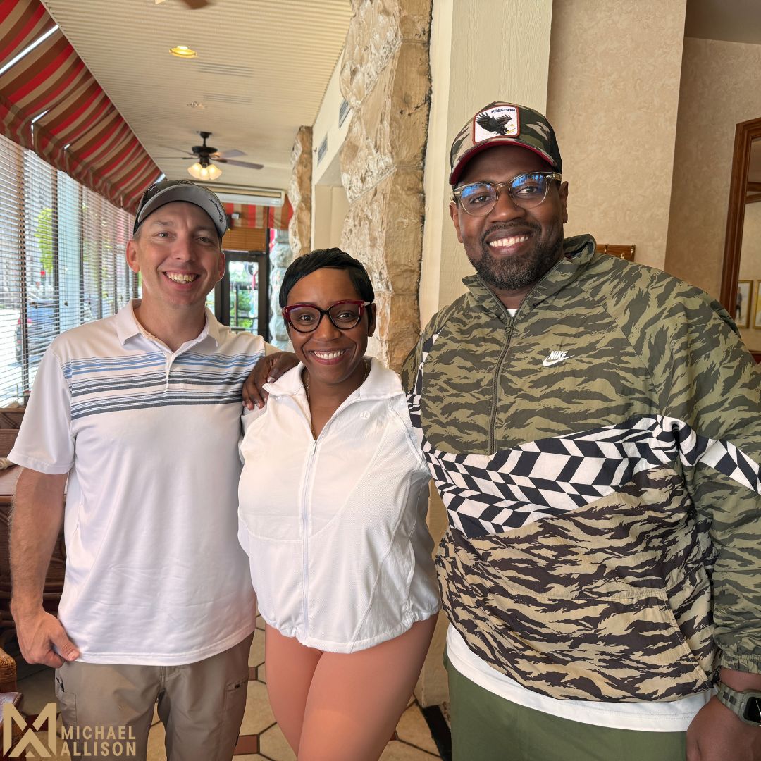 iammikewallison's tweet image. While in Milwaukee for my presentation, my wife and I had the wonderful opportunity to catch up and enjoy a meal with our friend Jay Z... The Other Jay Z. It was great to reconnect, share stories, and enjoy some much-needed fellowship before heading back home. #MichaelAllison