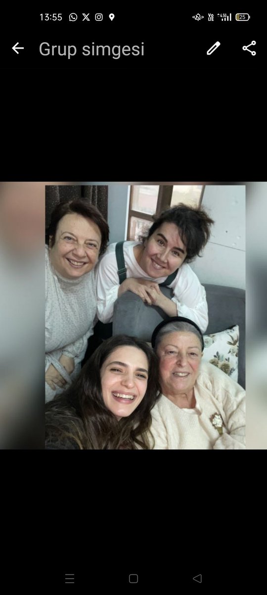 Şimdi bizim bu WhatsApp grubumuz ne olacak Canım Sema ablam.. En bebek en genç
en enerjik olanımız bize veda etti. İyi ki hayatının son iki senesinde varoldum.. iyi ki son günlerinde sana sarilabilenlerdendim.. seni coook sevdim #semaceyrekbasi