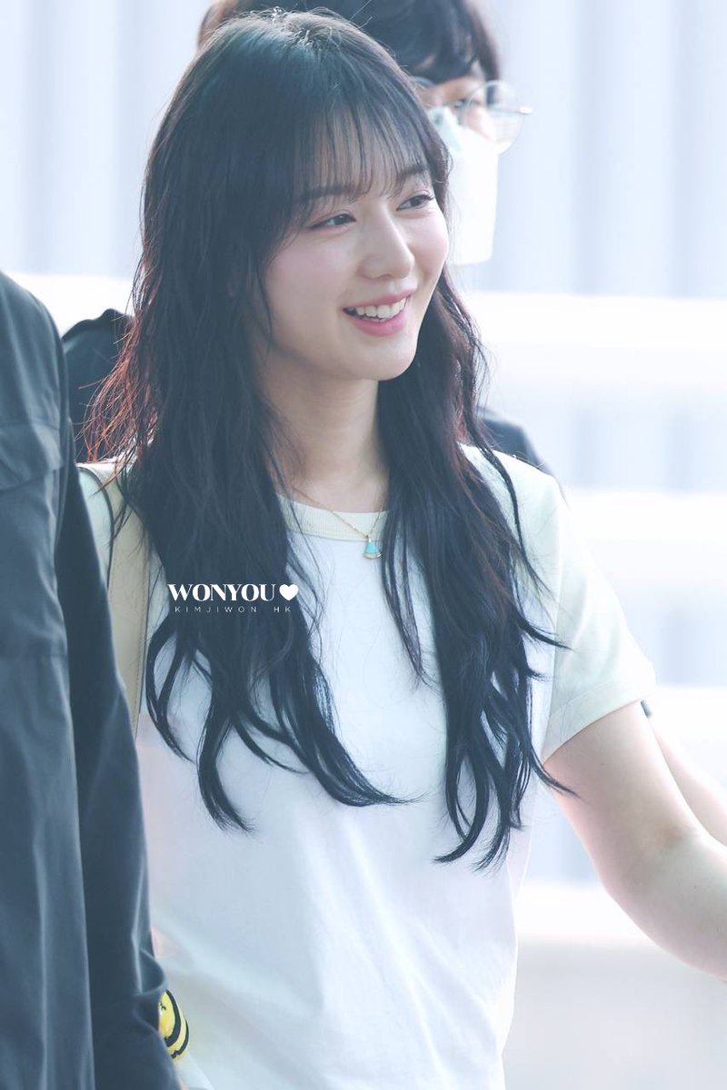 wonyouhk's tweet photo. 240802 ICN to Manila HD pics 📷
#kimjiwon #김지원 #金智媛 #bemyon https://t.co/g3b6RIbySI