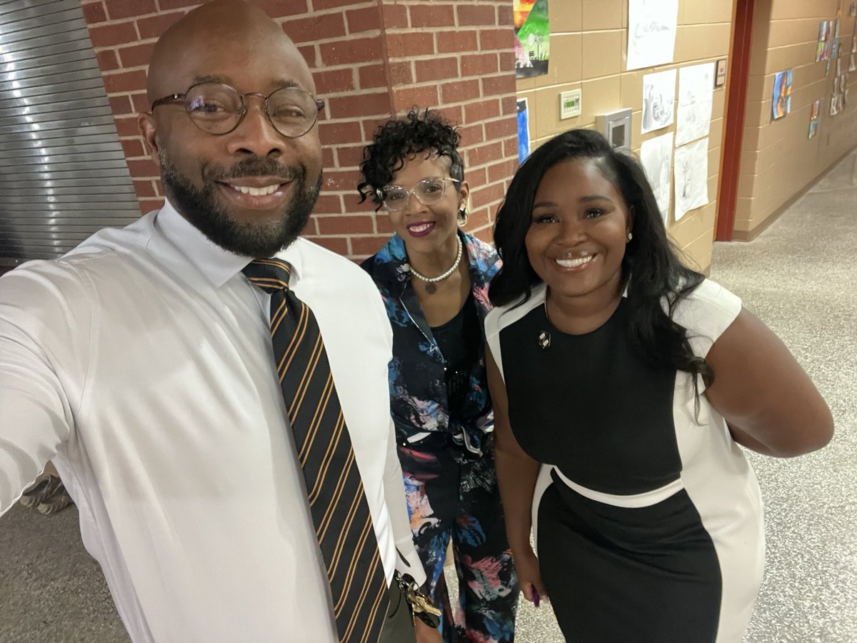 Dan A. Sims (@dan_a_sims) on Twitter photo My 30th first day feels like the first! So great to be back! <a href="/BibbSchools/">Bibb County Schools</a> #Built4Bibb My 30th first day feels like the first! So great to be back! <a href="/BibbSchools/">Bibb County Schools</a> #Built4Bibb