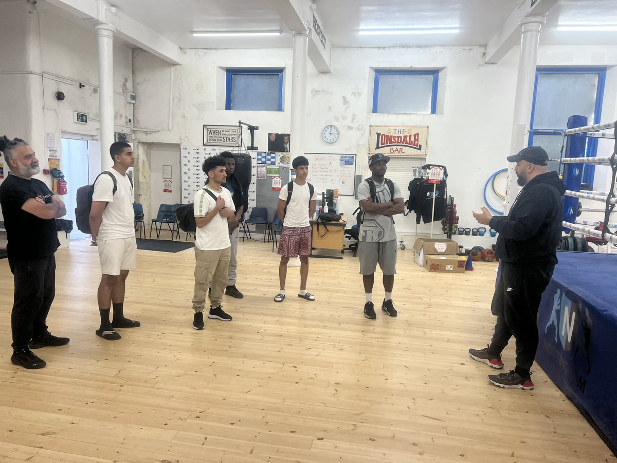 SwitchUpNotts's tweet image. We delivered a powerful workshop to young people from Connect Us Academy, from Coventry. The workshop focused on mental #resilience, choices, and consequences, designed to help young people become #mentally #resilient  make the right choices in life, and steer away from #crime