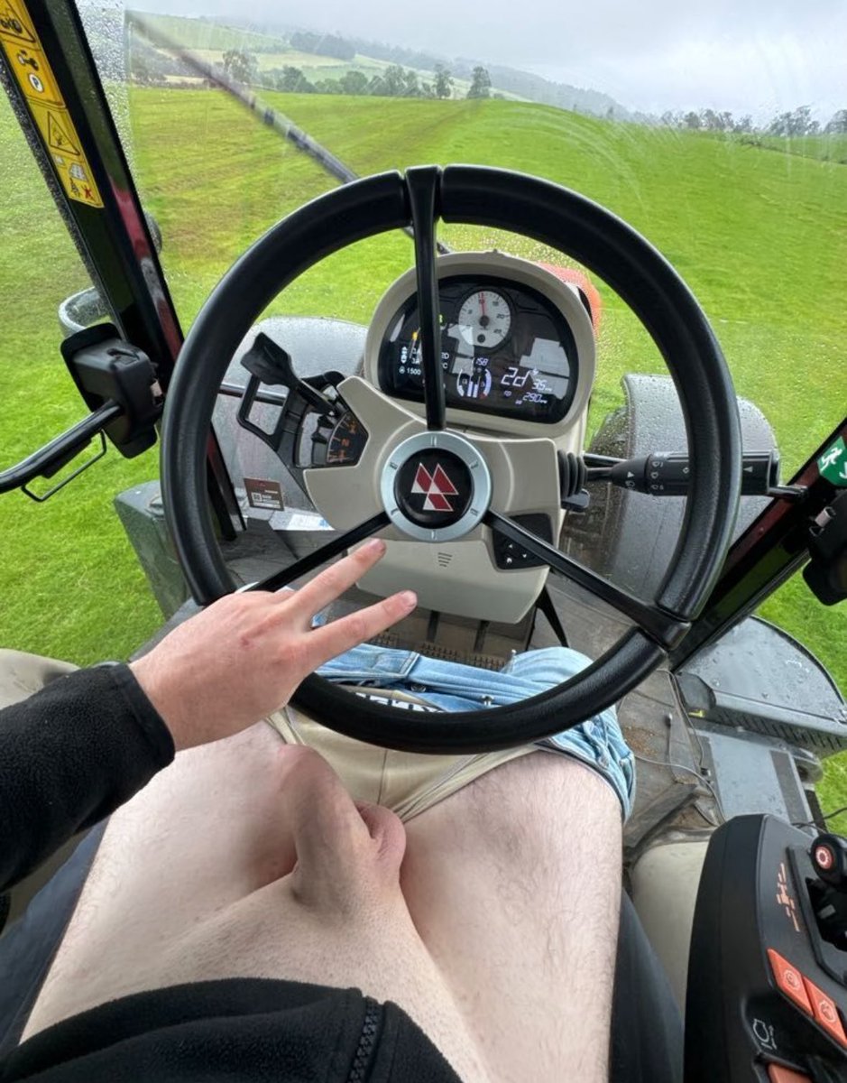 biguy7777's tweet photo. Looking fat this morning 😈 https://t.co/iKR6IcIny2