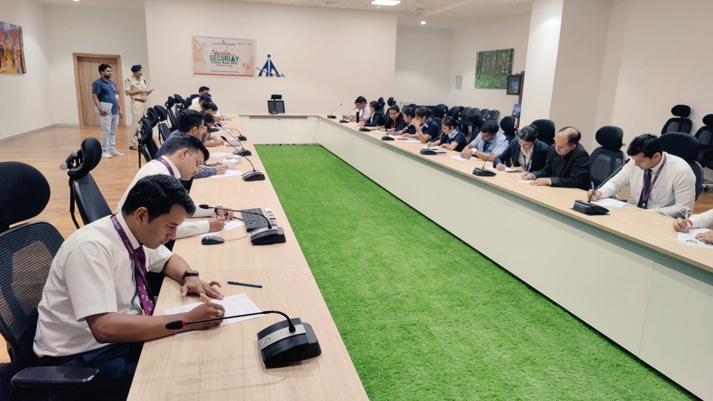 aaidoonairport's tweet photo. An Essay Competition was organised for Non Security Staff working at Dehradun Airport to sensitize them about Airport Security and adopt the culture of Security as per #AviationSecurityCultureWeek2024 .
#See_It
#Say_It
#Secure_It https://t.co/5R59qXcukM