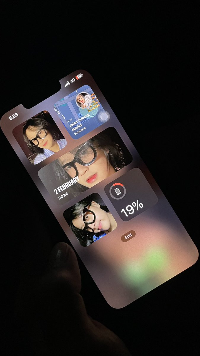 pacarku adalah fansku😎