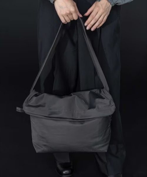 ＜YAK PAK × monkey time＞ フラップ ショルダー バッグ YAK PAK × monkey time 別注 フラップ ショルダー バッグが2024年 9月