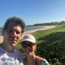 leiatheinvestor's tweet photo. quando se achar azarado, lembre-se deste homem: 

tirou uma singela férias de 10 dias 

e o mundo resolveu colapsar https://t.co/43vIOv8Ivu