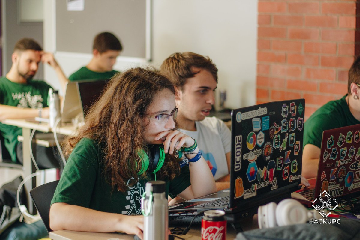 Latra 🦆 tweet media