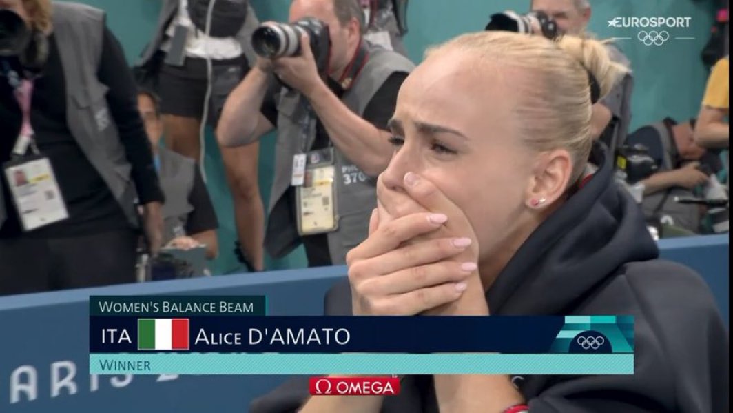 itanastics's tweet photo. ALICE SEI LA PRIMA CAMPIONESSA OLIMPICA ITALIANA NELLA STORIA DELLA GINNASTICA ARTISTICA.

CAMPIONESSA OLIMPICA. 🥇

#italgym #GiochiOlimpici #Paris2024 https://t.co/ccfQBsp9My