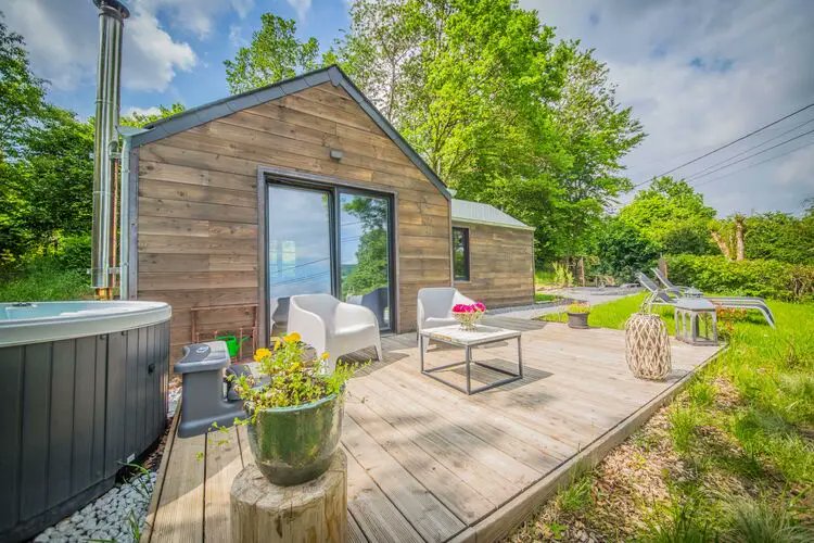 verounicohuizen's tweet photo. Prachtig #natuurhuisje voor 2 personen. Ideaal voor de natuurliefhebber in hart en nieren. Geniet van de hottub en ontspannen uurtjes bij het vuur.

https://t.co/qlf5qDCc1T

#vakantiehuishuren #Luik #Ferrières #weekendjeweg #België https://t.co/Ilyv9CWE8o