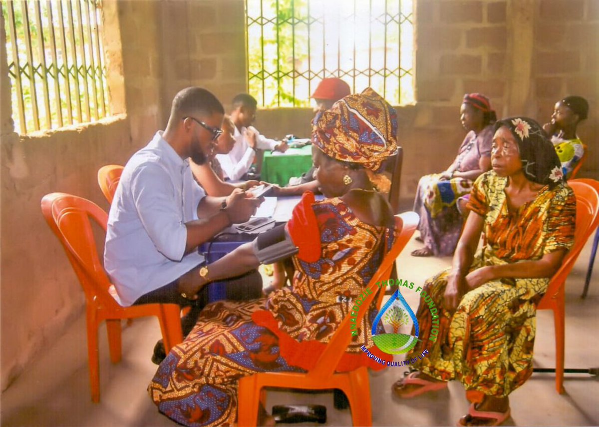 NnaedozieF's tweet photo. The NTF's medical outreach brought healthcare to the doorstep of the people of Oboama, Ezinhitte local government area in Imo State. Free medical screenings, treatments, and medications were provided to members of the community, improving lives and alleviating suffering. https://t.co/Jzd56PjvXe