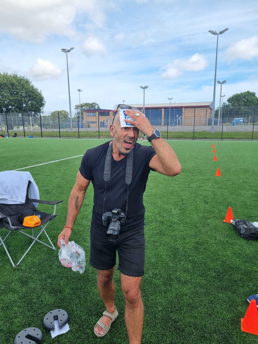 firstaid4sport's tweet photo. We had a fantastic time at the FirstAid4Sport photo shoot this weekend!βοΈπΈ
Thank you to our models & @BHLiveActive for being such an excellent host! The sunny weather & everyone's high spirits made for a perfect day! Stay tuned for the final images!
#FirstAid4Sport #onset #BTS https://t.co/YxUqJqx3aV