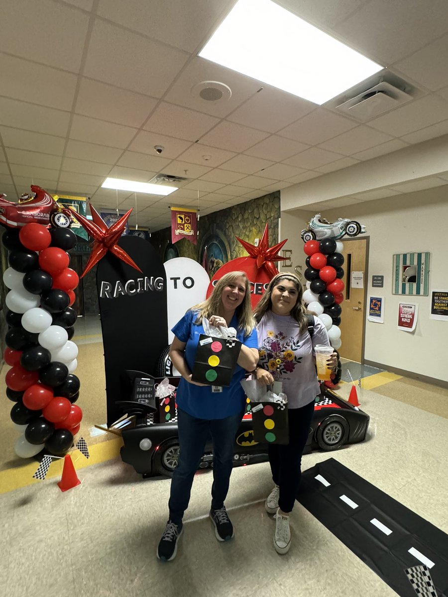 Meadow Woods ES OCPS tweet media