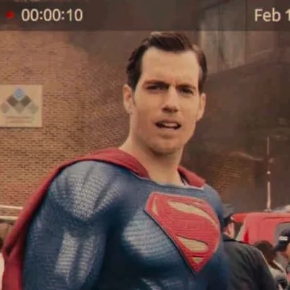 DCLegacy_'s tweet image. Henry Cavill a partagé une image de Cavillerine de ‘Deadpool &amp;amp; Wolverine’ :

« Pour être sûr, j'ai rasé la moustache pour celui-là. » 😭