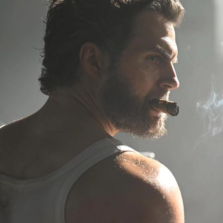DCLegacy_'s tweet image. Henry Cavill a partagé une image de Cavillerine de ‘Deadpool &amp;amp; Wolverine’ :

« Pour être sûr, j'ai rasé la moustache pour celui-là. » 😭