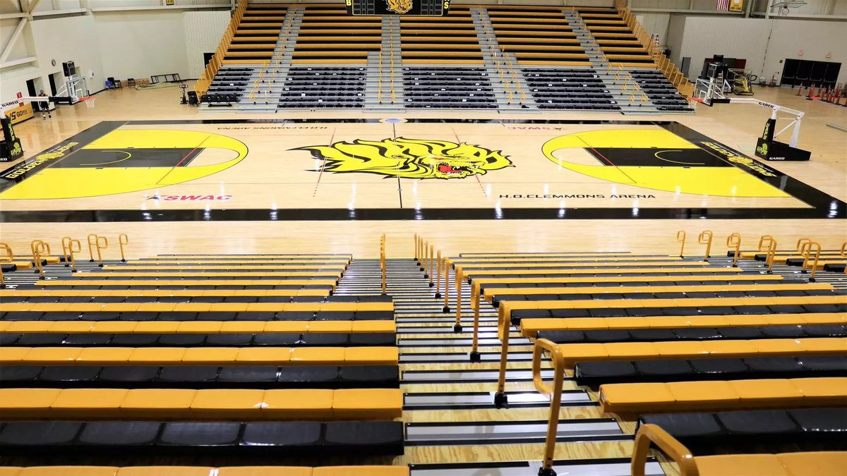 Blessed to receive a division 1 offer from the University of Arkansas Pine-Bluff🙏🏽