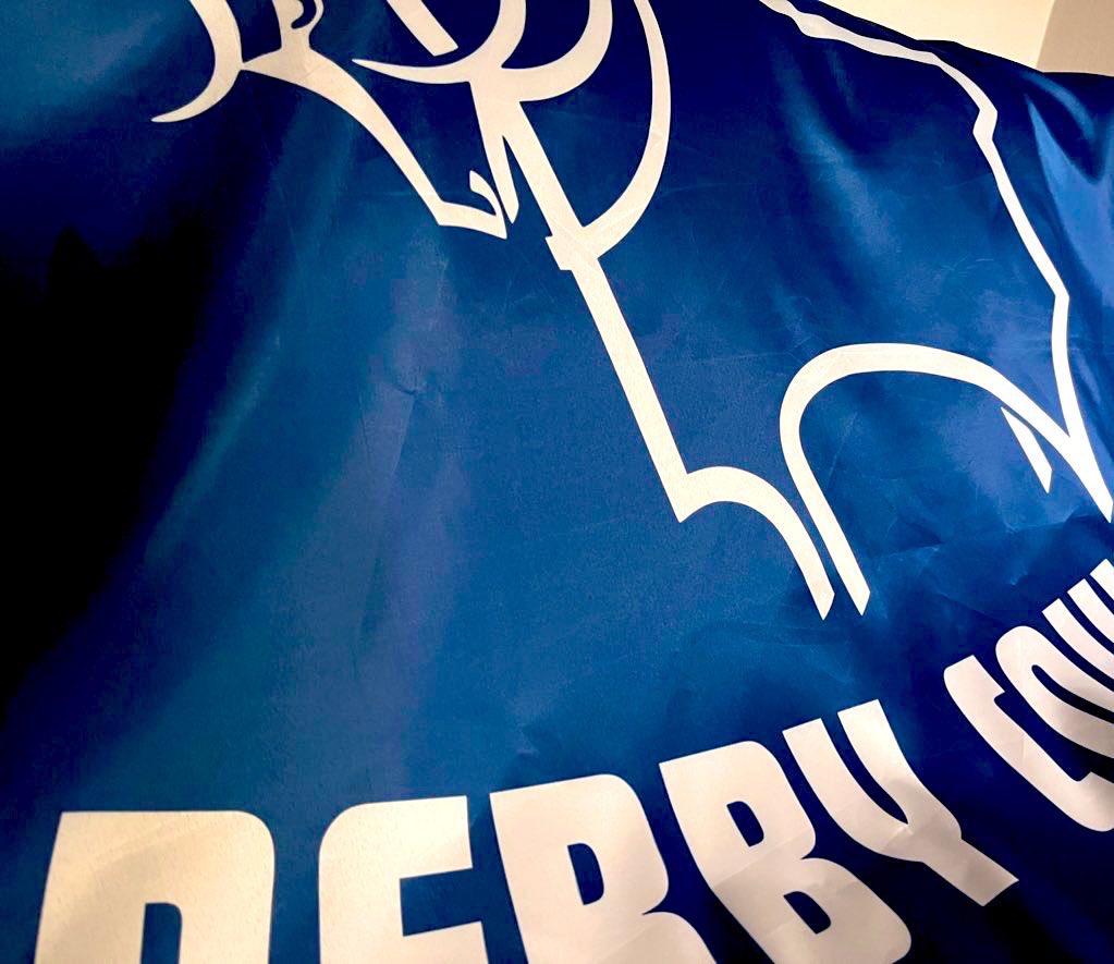 simon_penney's tweet photo. Chuffed to see a certain 74/75 flag design done last season pop up as part of the third kit launch. #VictoryBlue https://t.co/pIVZYVX6tU