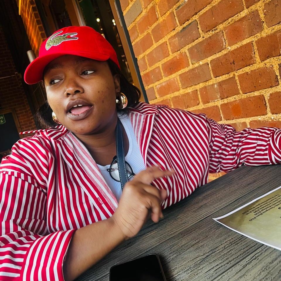 omphementse's tweet image. #NewProfilePic