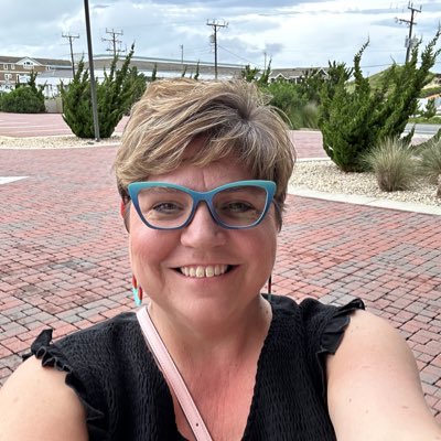 Carla Lewter tweet media