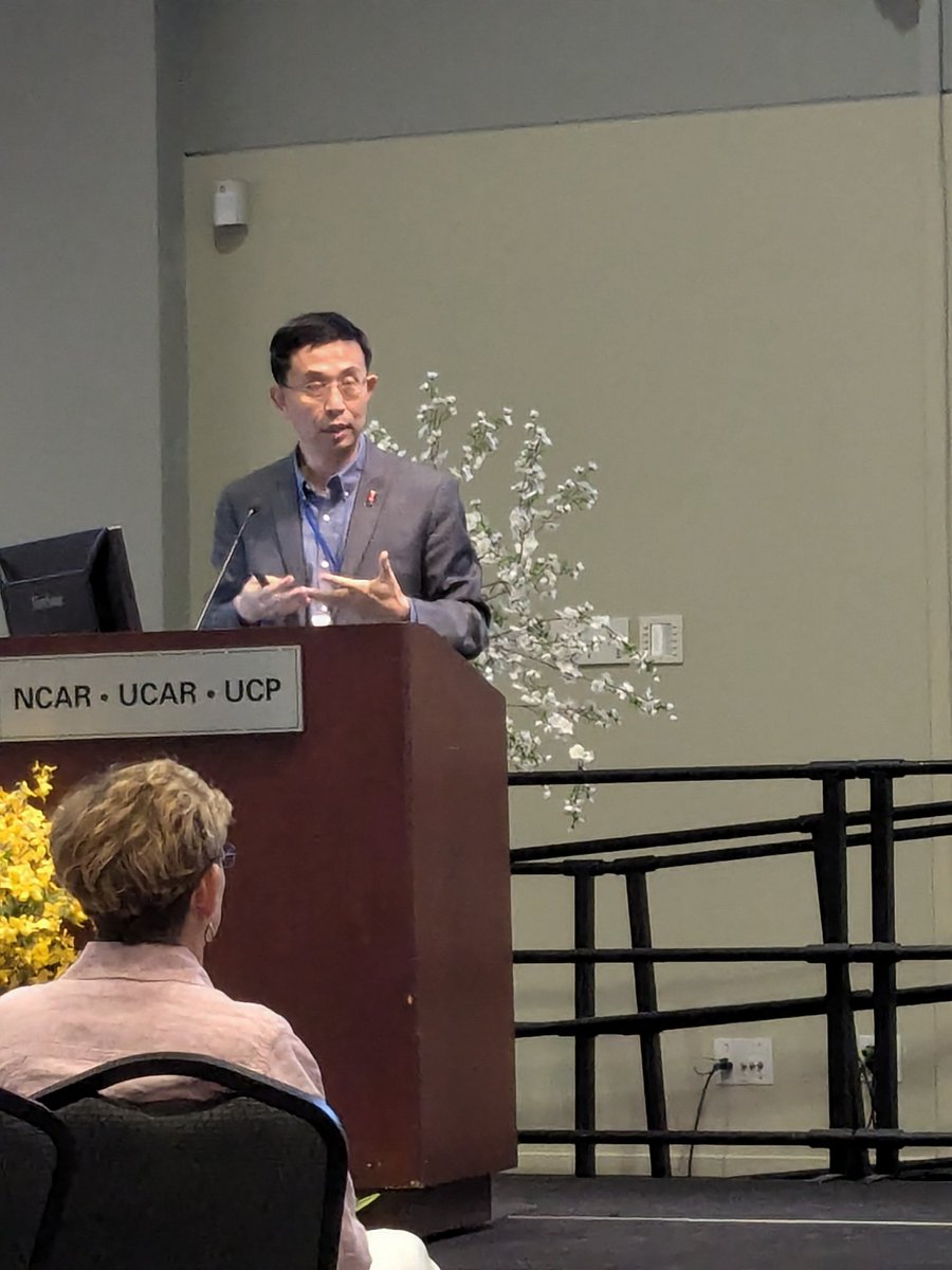<a href="/swuiuc/">Shaowen Wang</a> helping kick off Day 1 of the <a href="/NSFiGUIDE/">I-GUIDE</a> Summer School 2024 with a talk on convergence science!
