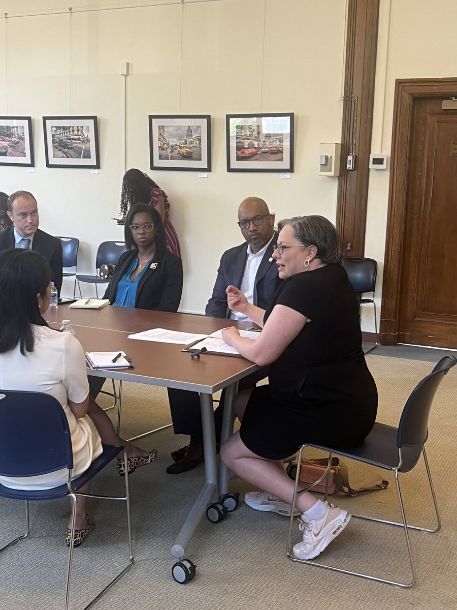 thedrmikejones's tweet photo. Thanks @RepMcClellan & @NewVAMajority for today's key discussion on #VotingRights, very happy to have participated. This area needs reform & that’s why many of our community leaders, including @SenTimKaine & @MarkWarner are fighting for the #FTVA & #JohnLewisAct to be codified! https://t.co/97WebgW5gU