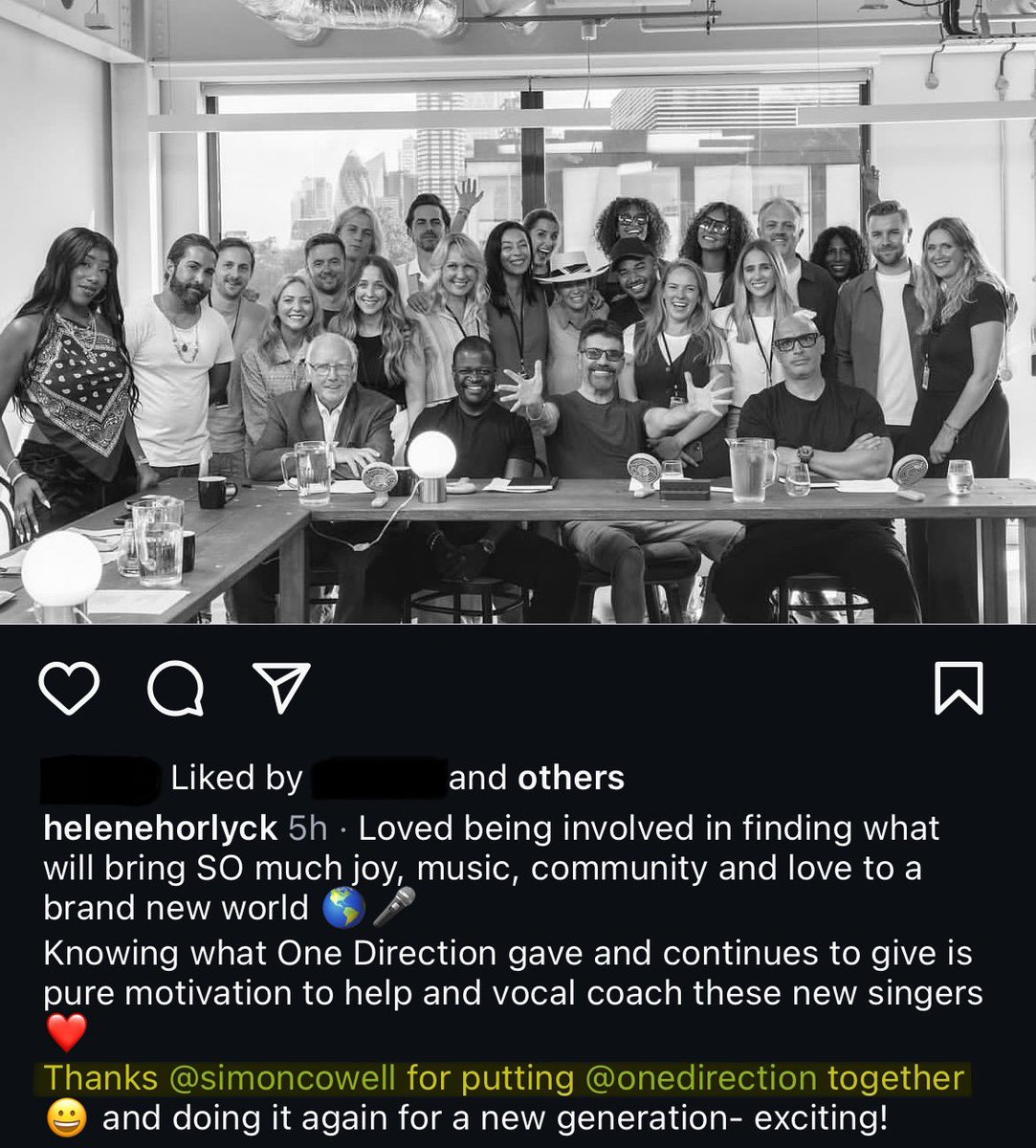 zquadrry28x's tweet photo. IS SHE FUCKING JOKING ? THIS SON OF THE B*TCH DID NOTHING FOR 1D, HE JUST DESTROYED THEM WHEN THEY WERE JUST KIDS, AND SHE DARES TO SAY THIS AND TO THANK S*MON " FOR PUTTING ONE DIRECTION TOGETHER " LMAO. I’M SO DISAPPOINTED RN.

#TeamOneDirection
#SayNoToSimonCowell https://t.co/FkJZP9hpUq