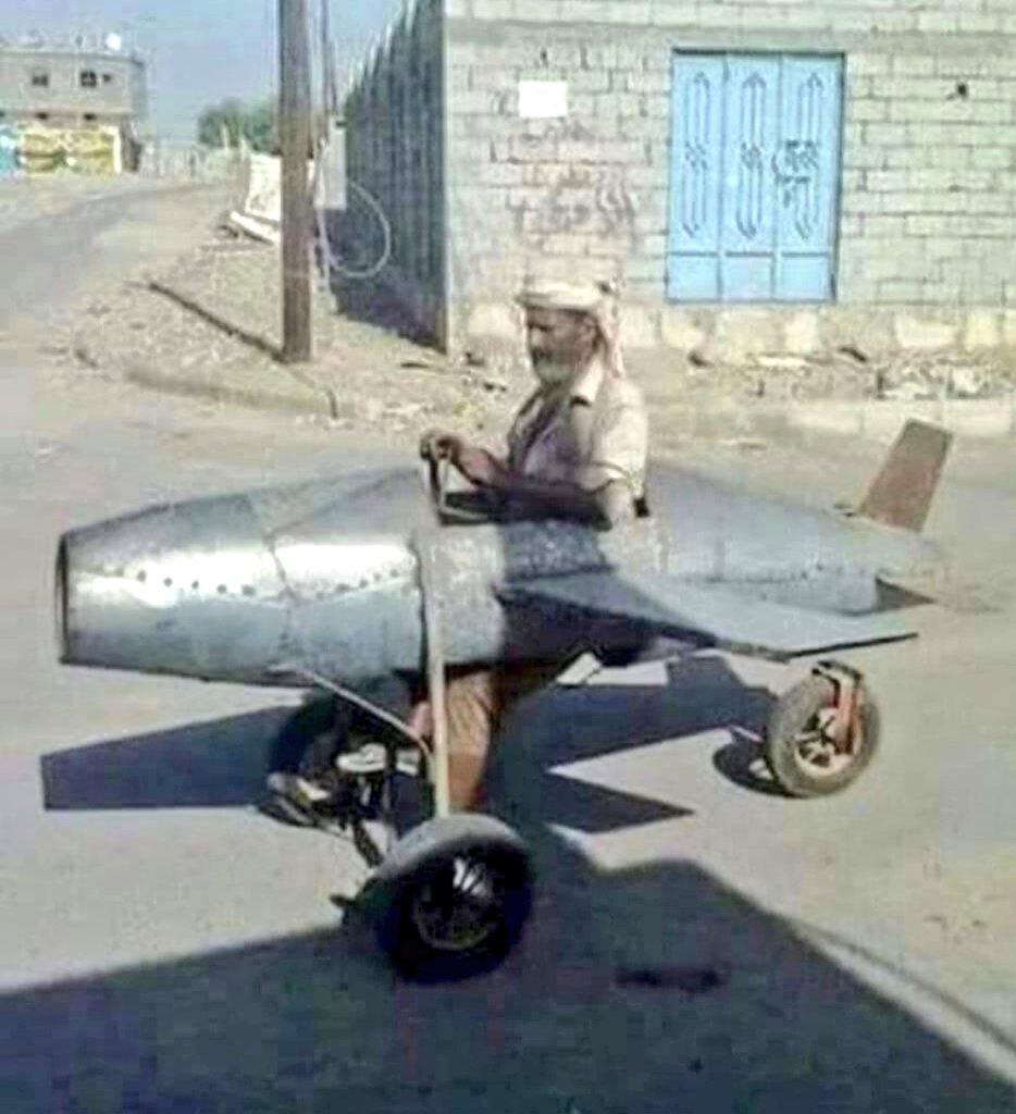 SurmulotsNews's tweet image. 🚨🇮🇷🇩🇿 FLASH – Après l’Iran, l'aviation algérienne menace de frapper Israël en représailles à l'assassinat d'Ismaël Haniyeh (El-Moudjahid).