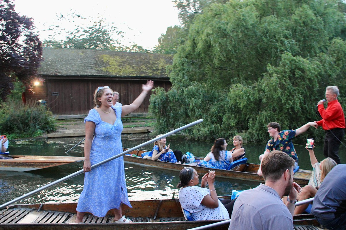 MikeWoodward1's tweet photo. So excited for another @OperaAnywhere weekend! #PiratesOfPenzance #ChurchStrettonFestival & then an exciting #OperaOnPunts gig @Cherwell_Boat https://t.co/hFvwPyyc9s
π€ͺππ https://t.co/oRV7UL6V8C