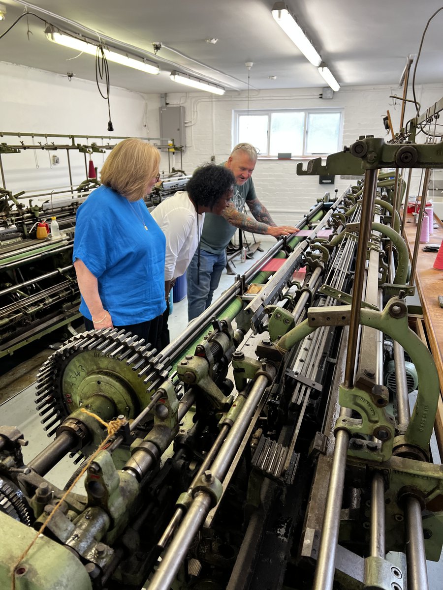 (1 of 6)
Today, @G_H_Hurt were honoured and delighted to host a visit from <a href="/Lord_Lt_Notts/">Nottinghamshire Lieutenancy</a> Prof. Veronica Pickering at our Chilwell Shawl Factory.
.
Head Mechanic Reg shows Prof. Pickering one of the #ghhurt lace knitting machines in use. Watched by Director Gillian Taylor.
.