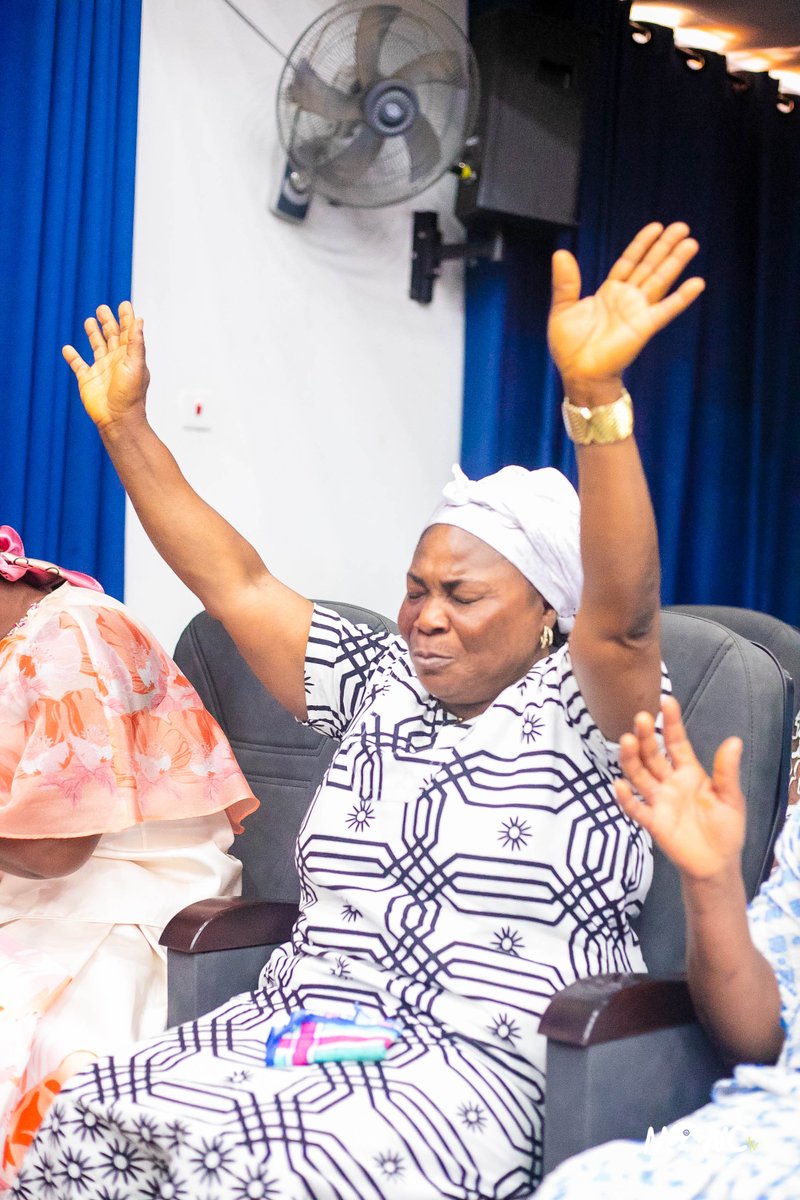 moliveswc's tweet photo. Therefore I tell you, whatever you ask in prayer, believe that you have received it, and it will be yours. Mark 11:24
Scenes from the August 2024 edition of our Communion Service
#TheCOP #Pentecost #PossessingtheNations #MOWC #youthweek2024 #prayersong #mowc #prayer https://t.co/GsxoDe0qLA