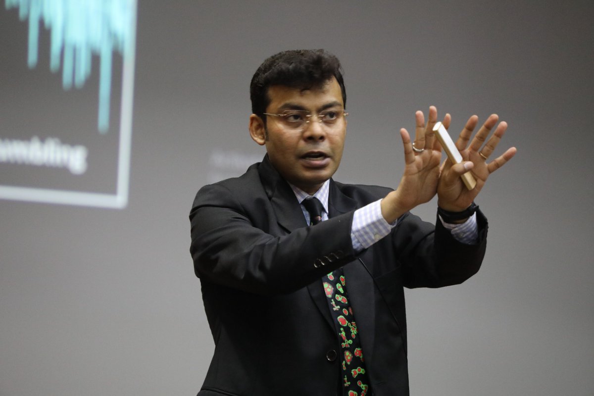 CDRI-Academy and Research (@cdriacademy) on Twitter photo What an insightful lecture! Many thanks to Prof. Samrat Mukhopadhyay <a href="/SamratLabMohali/">Samrat Mukhopadhyay</a> for visiting <a href="/CSIR_CDRI/">CSIR-CDRI</a> and delivering a wonderful talk on biological condensates. #Congratulations to the organizers! <a href="/CSIR_IND/">CSIR, India</a> What an insightful lecture! Many thanks to Prof. Samrat Mukhopadhyay <a href="/SamratLabMohali/">Samrat Mukhopadhyay</a> for visiting <a href="/CSIR_CDRI/">CSIR-CDRI</a> and delivering a wonderful talk on biological condensates. #Congratulations to the organizers! <a href="/CSIR_IND/">CSIR, India</a>