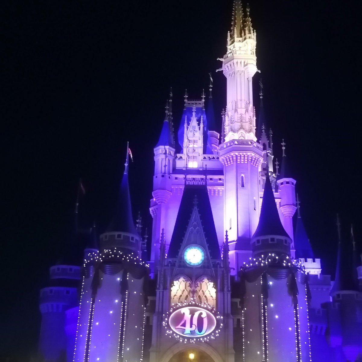 mochichi_disney's tweet photo. ディズニー好きな人と色々お話できたら嬉しいです!
よろしくお願いします!

#Dオタさんと繋がりたい
 #ディズニー好きな人と繋がりたい https://t.co/ArF379QeBs