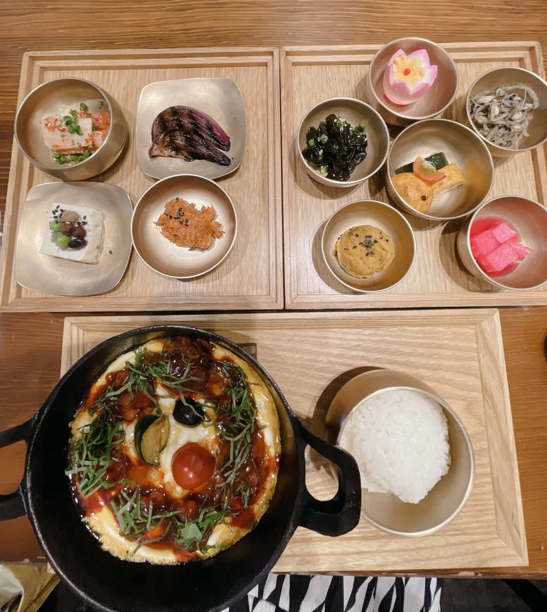 nyarinnao's tweet image. 新しい出会い🫶

そして支援したブランドにお仕事また関われそうで嬉しい☺️

ご縁をいただき嬉しい会でした✨✨

#広尾グルメ
#HASUO
大人気韓国料理のお店、予約必至！