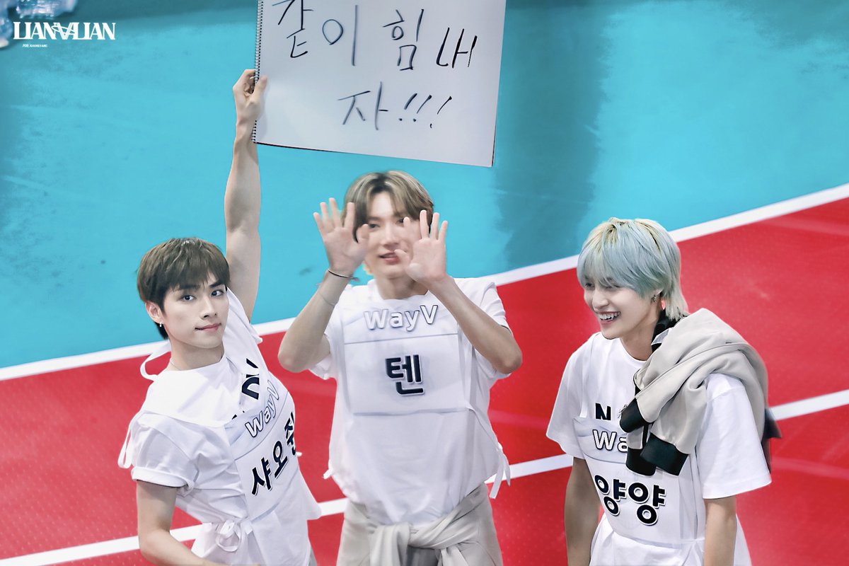 2024.08.05

🐶🐑🐱

#扬扬 #YANGYANG #양양
#肖俊 #XIAOJUN #샤오쥔
#李永钦 #TEN #텐 
#WayV #威神V #웨이션브이