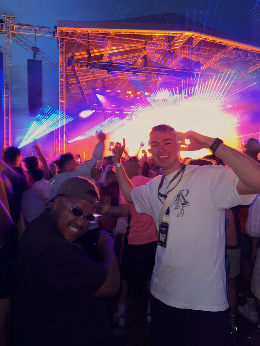 jackyapping's tweet photo. LooseFest 2024 โก๏ธ๐ช
Roll on next year for Year 5! #LooseFest https://t.co/BWDE8NlHFu