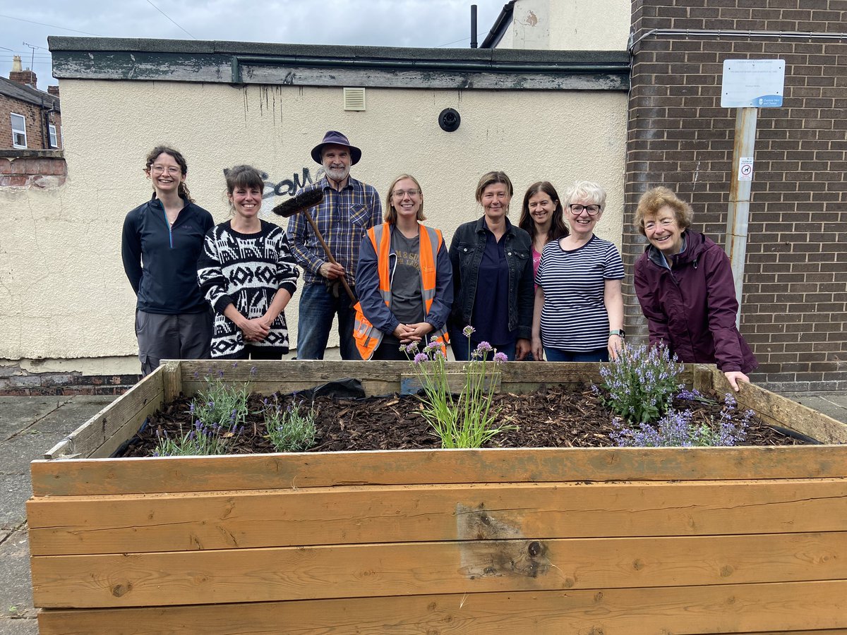 👀 Check out this transformation! 

We were out yesterday with <a href="/ChChChester/">ChristChurchChester</a> , Newtown residents, and Charlotte from CWR, litter picking and transforming the old edible garden!

Thanks to everyone’s hard work we were able to do all of this in just a couple of hours 🐝  #10xGreener