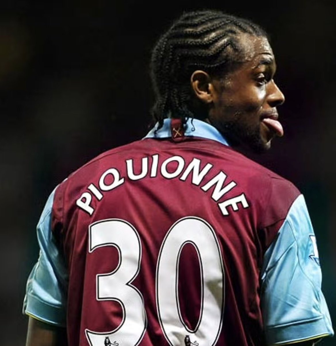 TheSportsman's tweet photo. 👀 Here’s a list of EVERY forward signed by West Ham since 2010:

- Benni McCarthy
- Mido
- Ilan
- Pablo Barrera
- Frederic Piquionne
- Victor Obinna
- Demba Ba
- Robbie Keane
- John Carew
- Sam Baldock
- Brian Montenegro
- Joe Dixon
- Nicky Maynard
- Ricardo Vaz Te
- Modibo Maiga
- Andy Carroll
- Sean Maguire
- Marouane Chamakh
- Wellington Paulista
- Mladen Petric
- Carlton Cole
- Jaanai Gordon
- Marco Borriello
- Mauro Zarate
- Diafra Sakho
- Enner Valencia
- Nene
- Martin Samuelsen
- Michail Antonio
- Nikica Jelavic
- Emmanuel Emenike
- Luka Belic
- Simone Zaza
- Jonathan Calleri
- Toni Martinez
- Sofiane Feghouli
- Andre Ayew
- Ashley Fletcher
- Marko Arnautovic
- Javier Hernandez
- Jordan Hugill
- Oladapo Afolayan
- Lucas Perez
- Xande Silva
- Andriy Yarmolenko
- Mesaque Dju
- Sebastien Haller
- Albian Ajeti
- Jarrod Bowen
- Nikola Vlasic
- Felipe Anderson
- Gianluca Scamacca
- Danny Ings
- Luis Guilherme
- Crysencio Summerville
⏳ Niclas Fullkrug

Mental.