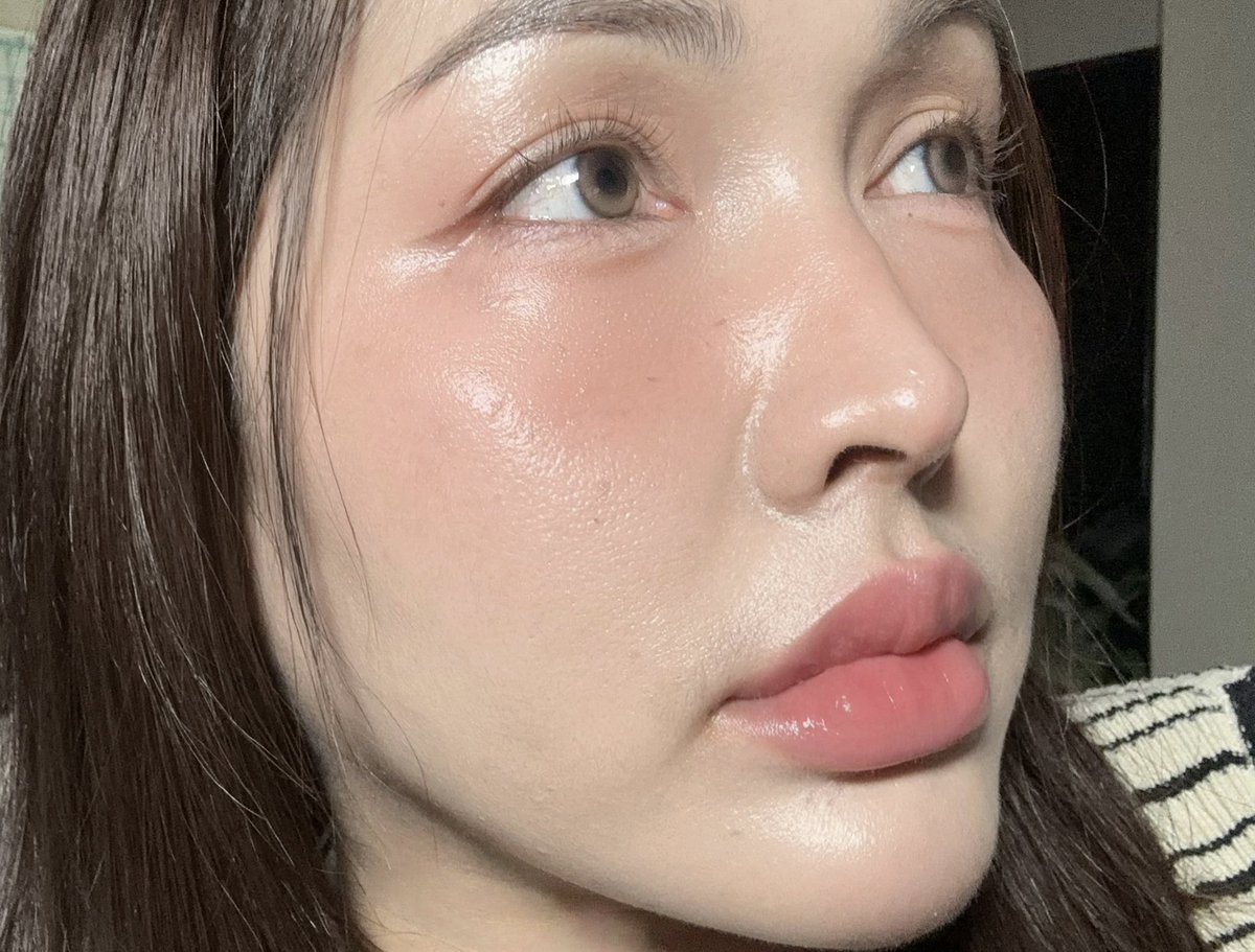WiJupiter's tweet photo. ลุคคลีนๆแบบเซฟงบ ลุคนี้วิใช้Into youแท่งเดียวทาตา,แก้ม,💋ปากครบบบ🥹✨🫶🏻 https://t.co/Q8jYYJcb1O
