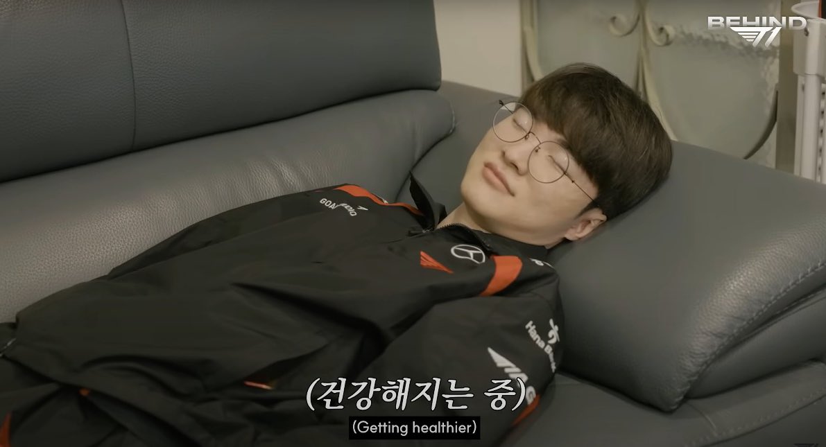우페 tweet media