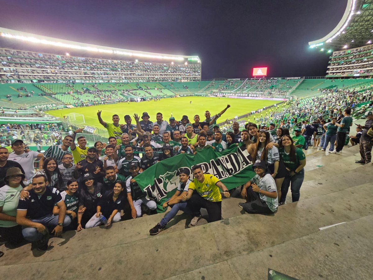 FernandoYonda's tweet photo. Siempre estaremos @AsoDeporCali 🇳🇬💪🏼 https://t.co/NBo5e0BoIH