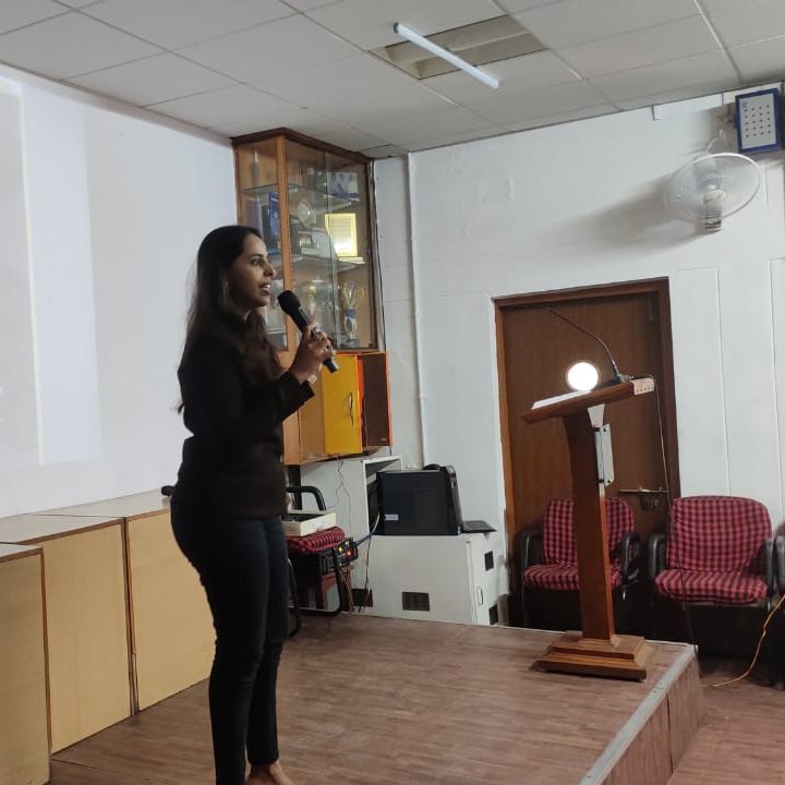 IN_NCSVizag's tweet photo. @IN_NCSVizag hosted a #CareerTalk on 05 Aug for Class XII by Ms. Reshma Jain, a young journalist &amp; top 33 women achievers in #India for 2023. She inspired students by sharing her achievements and career prospects in #Journalism and #MassCommunication. https://t.co/DDSzaxlKUN