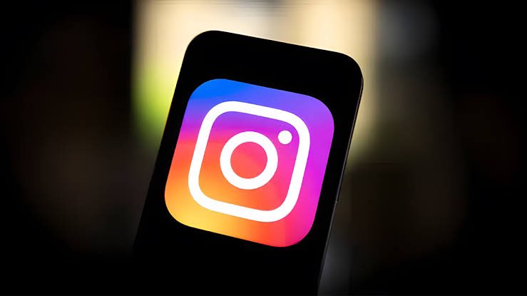 ajansAbluka's tweet photo. ❗️#SonDakika Gazeteci Bülent Aydemir:

“Instagram erişime açıldı. Tam erişim için saat 19.00’u bekleyin.” https://t.co/Jv02XFimdd